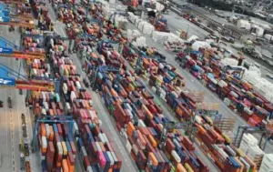 Manifesto Urgente: Setor Produtivo Cobra Leilão de Terminal em Santos em 2026 e Sem Restrições para Turbinar o Comércio Brasileiro