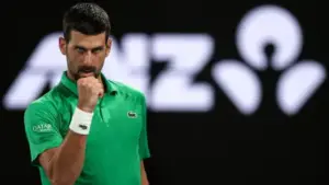 Djokovic Rumo ao 25º Slam em Roland Garros: Preparação Irregular e Busca por Recorde Histórico